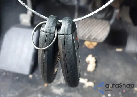 2018 Nissan Pathfinder S z USA, uszkodzony, nr VIN 5N1DR2MM4JC657878